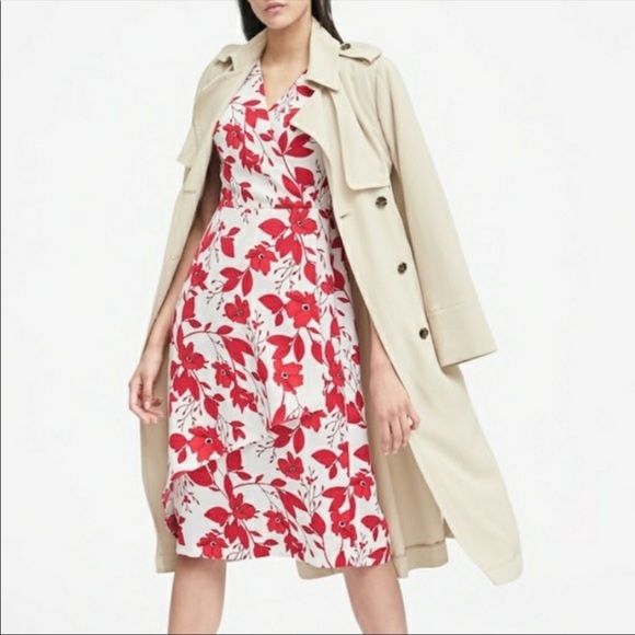 Banana Republic Dresses & Skirts - Banana Republic Floral Wrap Effect Dress Size 14
